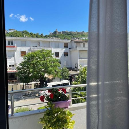 Hotel Freskia Gjirokastër 外观 照片